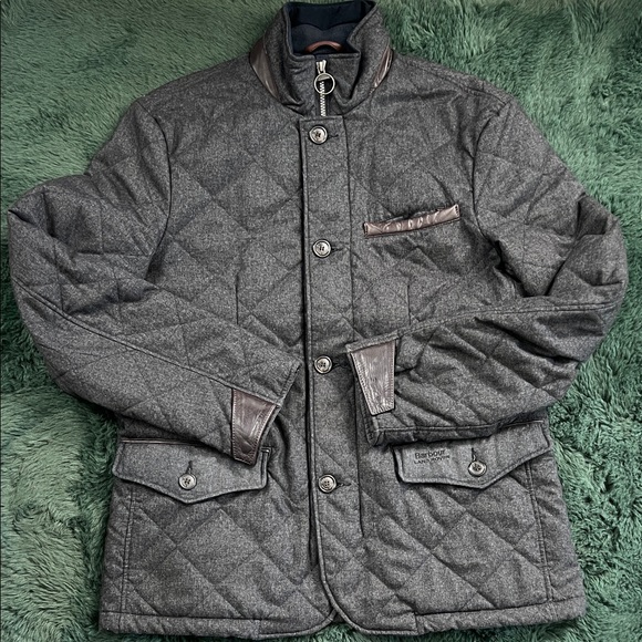 Barbour x Land Rover Filey Quilt Jacket